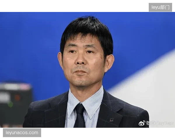 森保一在门将位置面临抉择，铃木彩艳的潜力和大迫敬介的即战力形成良性竞争。